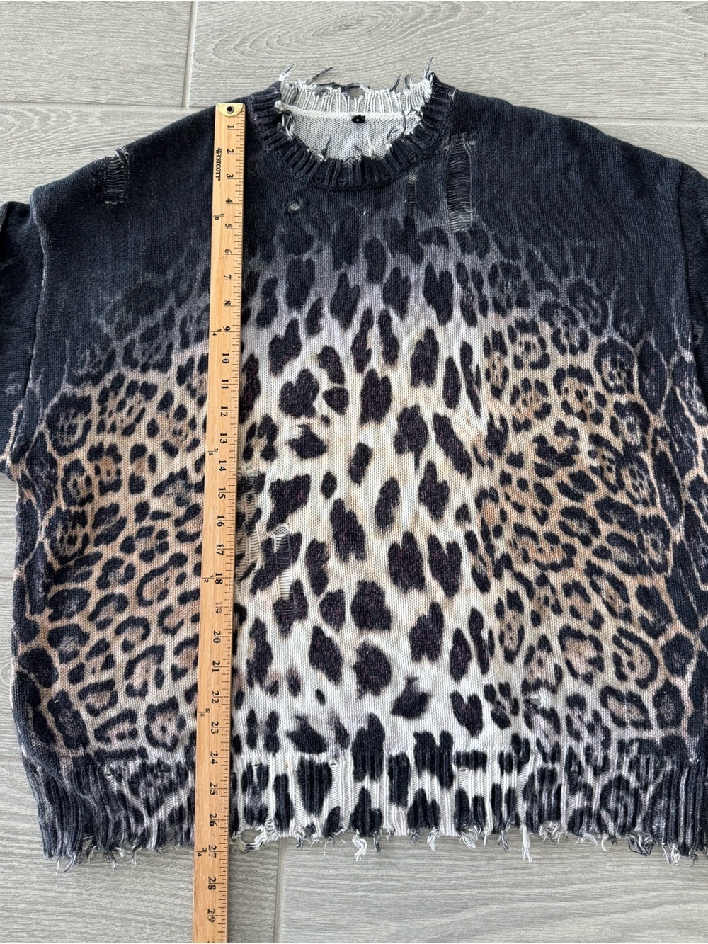 R13 100% Cotton Oversized Sweater in Faded Leopard Print Size Small VGUC - Picture 10 of 11